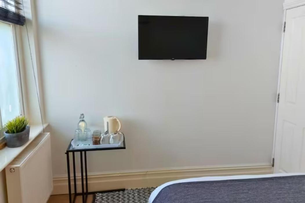 Stylish Double Room In City Centre - Shared Bathroom - Parking Preston  Exteriér fotografie